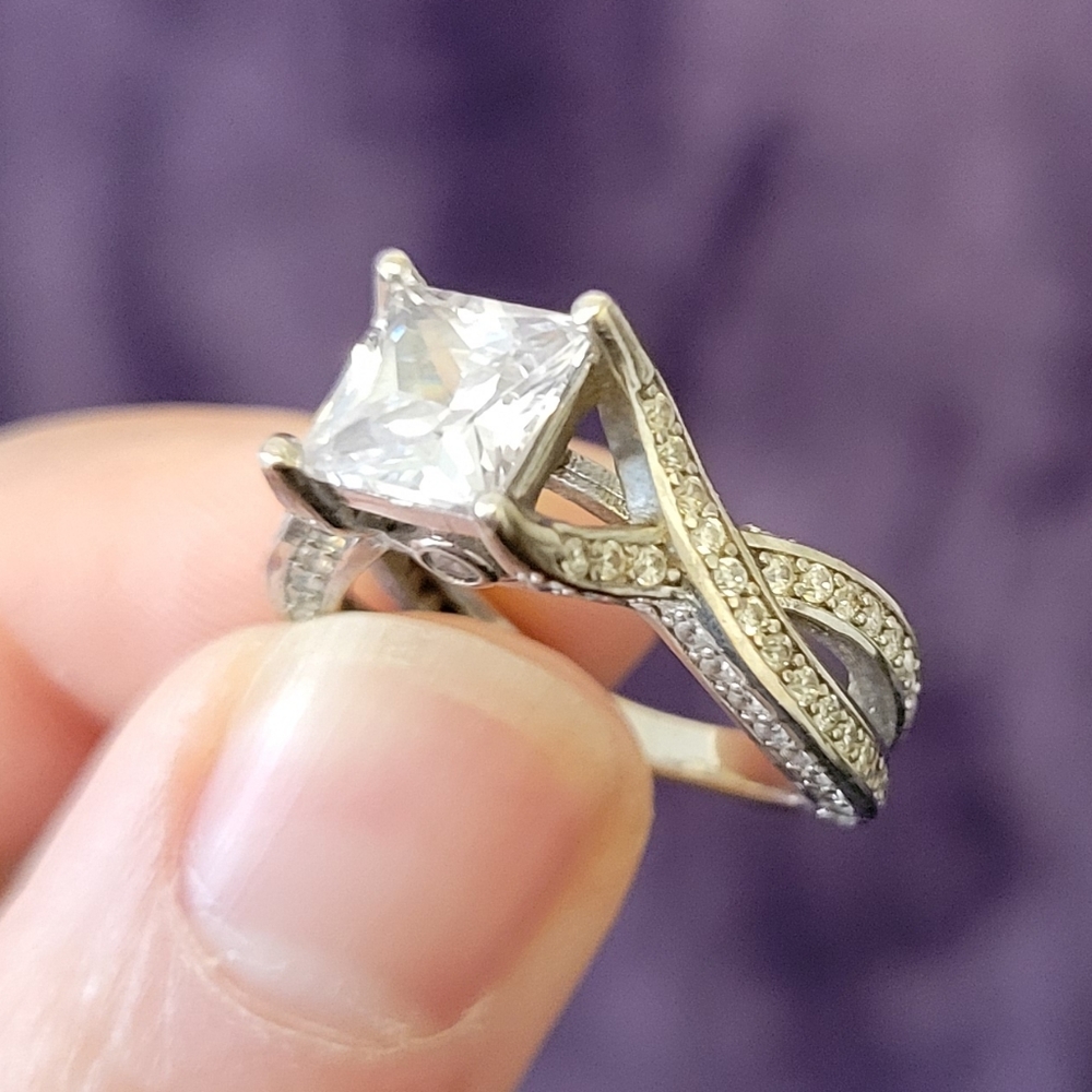 Silver CZ ring size 6 princess cut